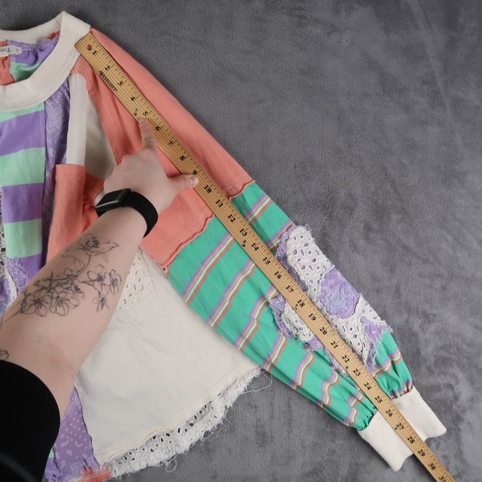 Oli and Hali Oversized Patchwork Long Sleeve Flow… - image 9