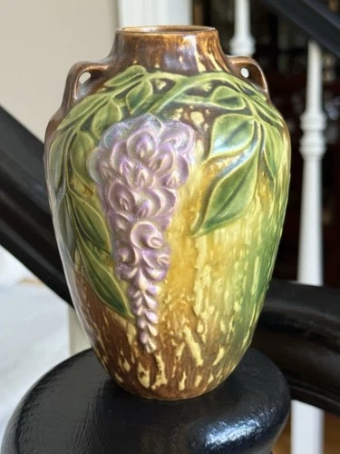 1933 Roseville Wisteria Vase #630-6 Mint Condition