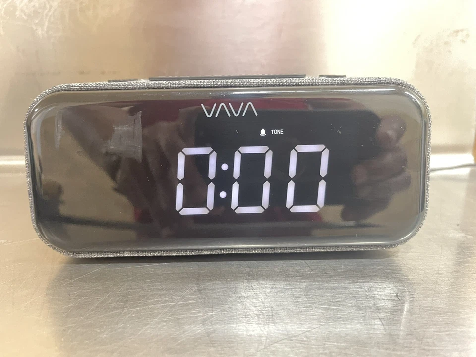 CARGADOR DE TELÉFONO y Altavoz Bluetooth 5 en 1, Reloj VAVA VOOM 27VA-SK008 Dispositivos Qi Foto 2 de 4