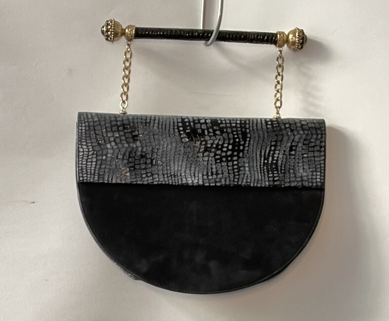 SAOLA borsa a mano vintage 1980 manico rigido camoscio nero e stampa coccodrillo vegan