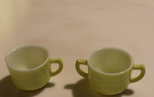 Hazel Atlas Moderntone Yellow Little Hostess Party Set Sugar  Creamer 1 3/4"