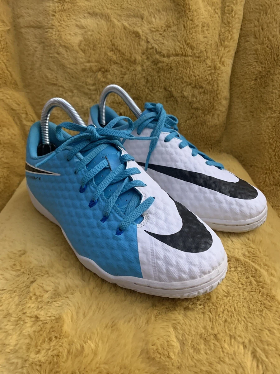nike 5 futsal shoes