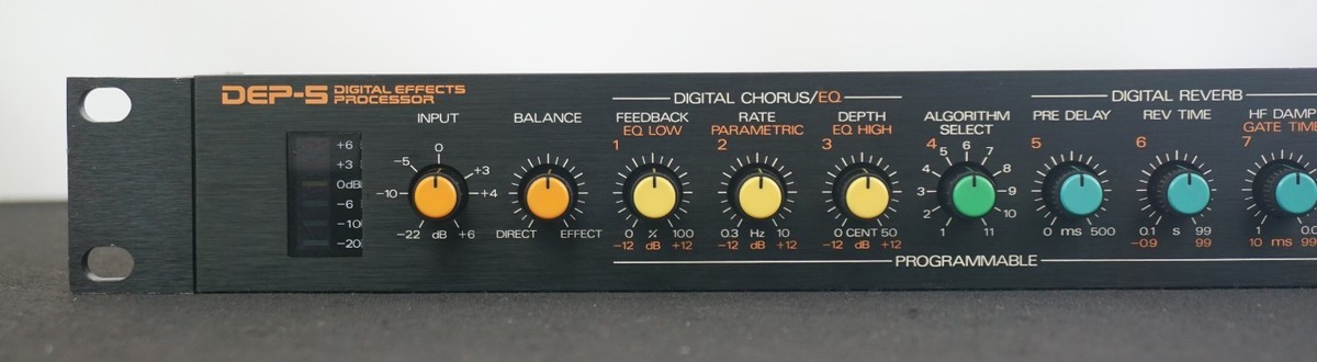 その他 Roland DEP-5 Digital Effects Processor Roland DEP-5 Vintage 80's Digital Multi Effects Processor 1U Rack