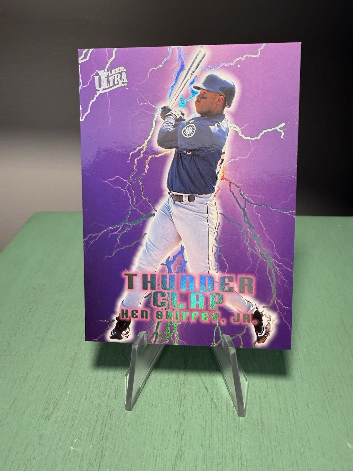 Ken Griffey, Jr #11 (Baseball Cards 1996 Ultra Thunderclap) — is it worth grading?