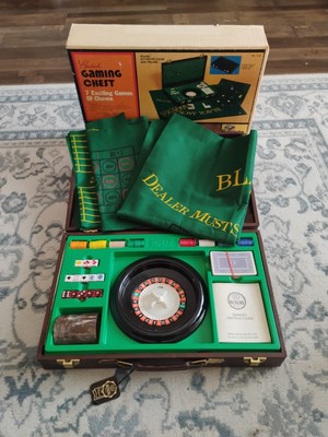 Crisloid Vintage Gaming Set 7 Games Of Chance Roulette Craps Blackjack