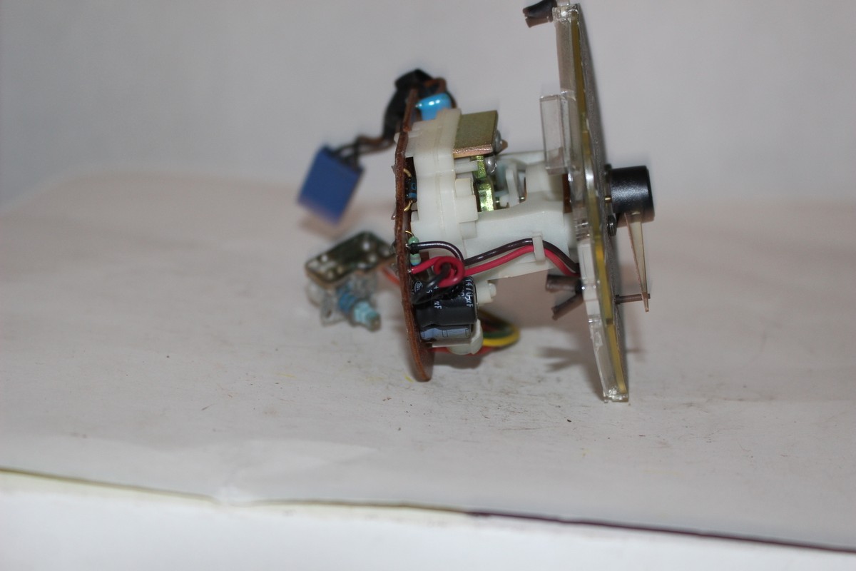 1985 KAWASAKI NINJA ZX600 TACHOMETER GAUGE METER (KTGU80) | eBay