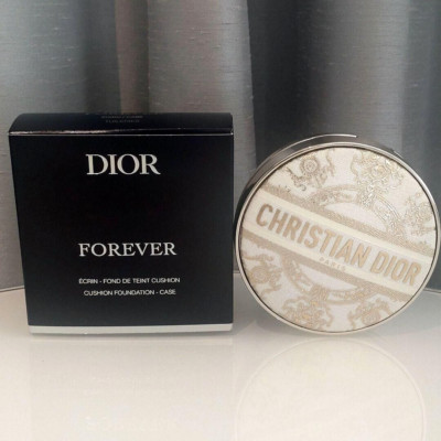 Christian Dior クッション 45cm Christian Dior クッション 45cm DIOR | スクエア クッション プラン