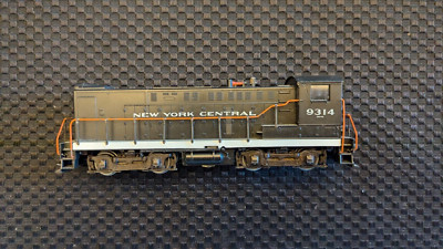 Athearn HO Baldwin S-12 Switcher locomotive NYC #9314