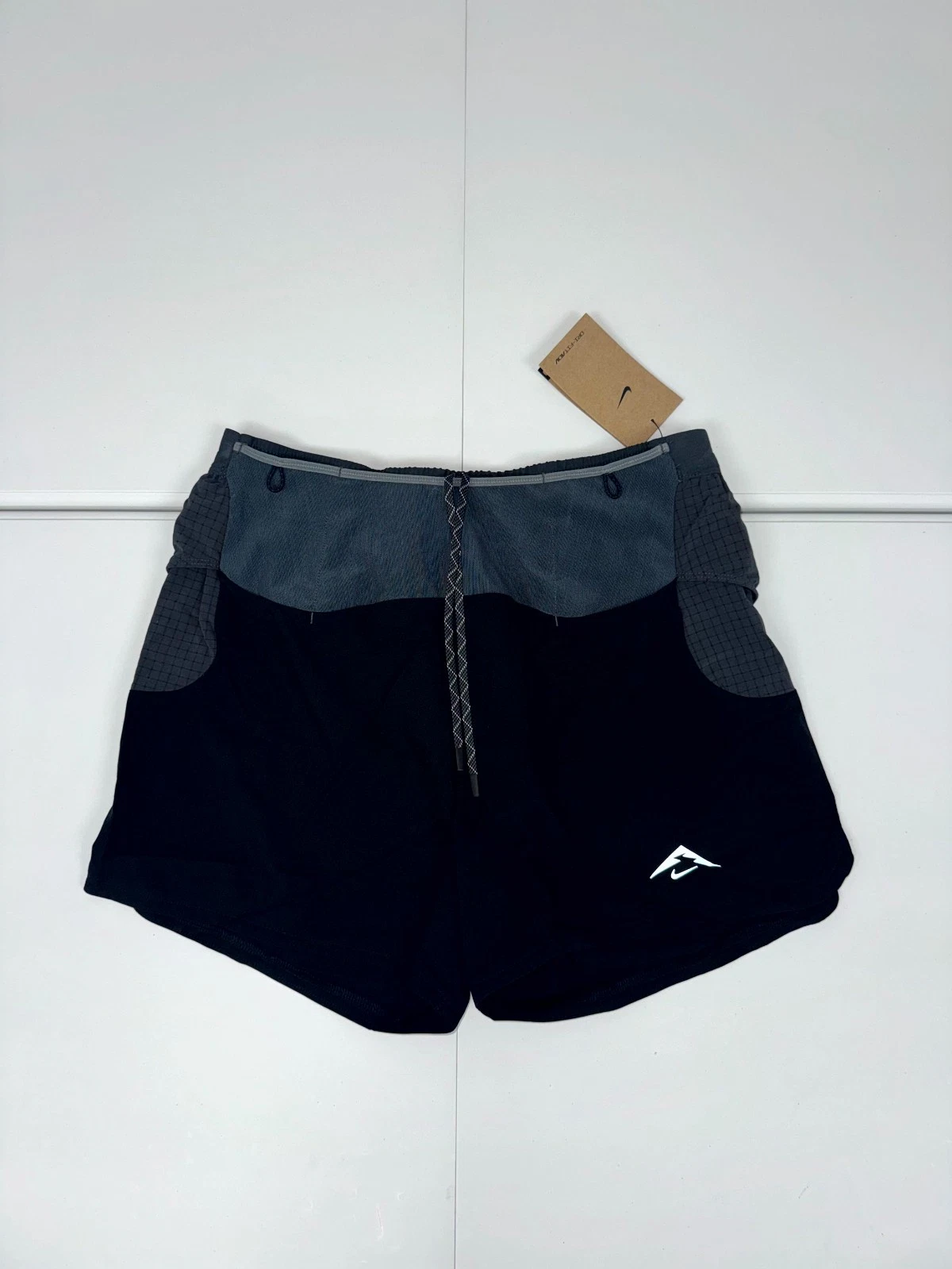 Nike Trail Second Sunrise Athletic Shorts Men Black Dri Fit ADV Running Training