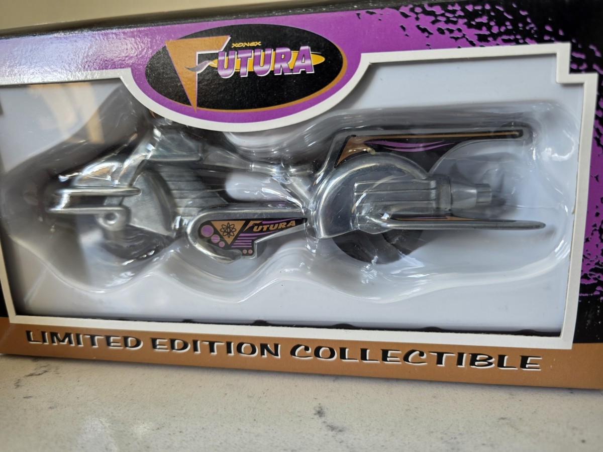 Vintage NIB Xonex Futura Futuristic Motorcycle Die Cast Space Toy