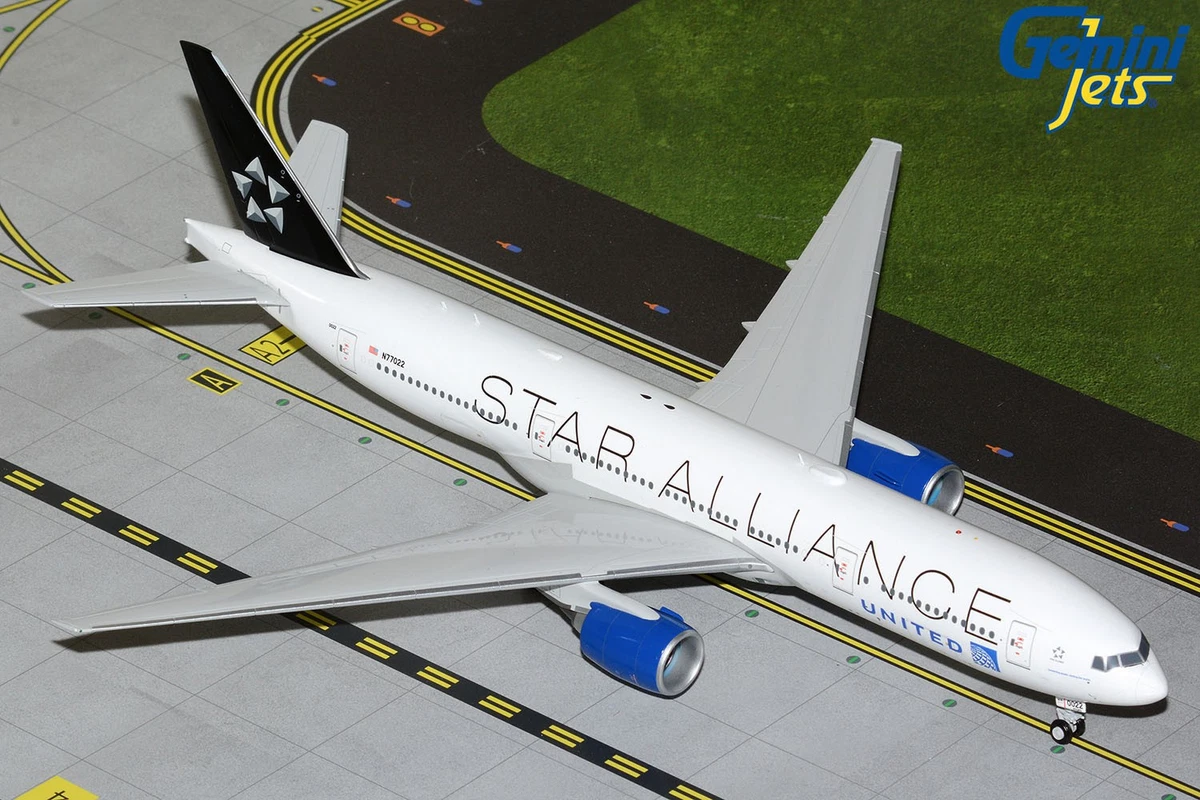 25+ Boeing 777 1:200 Scale Diecast Aircraft & Spacecraft for sale