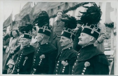 Photo Max Schirner Berlin, 1st May celebration in the Berlin pleasure garden,... - 10364350
