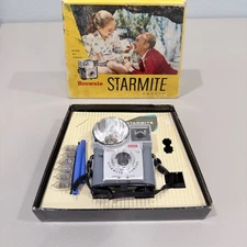 Kodak Brownie Starmite Camera Outfit #20 H Camera In Original Box