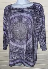 Chicos Sz 2 (LARGE) Purple Medallion Print 3/4 Sleeve Tee Knit USA MADE EUC
