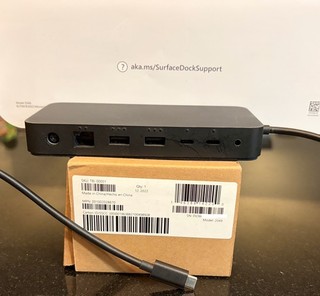 Microsoft SURFACE Thunderbolt 4 Dock (T8I 00001) with Cable Matters Desk Mount