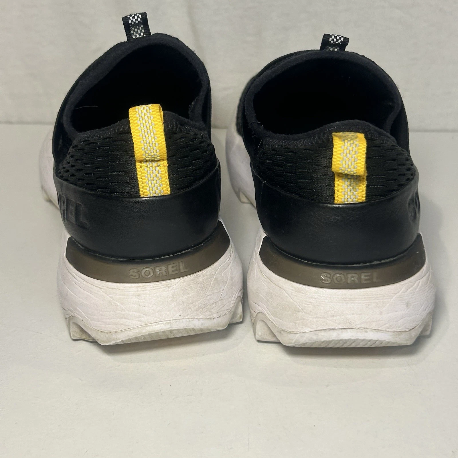 sorel kinetic impact strap slip-on mesh shoes