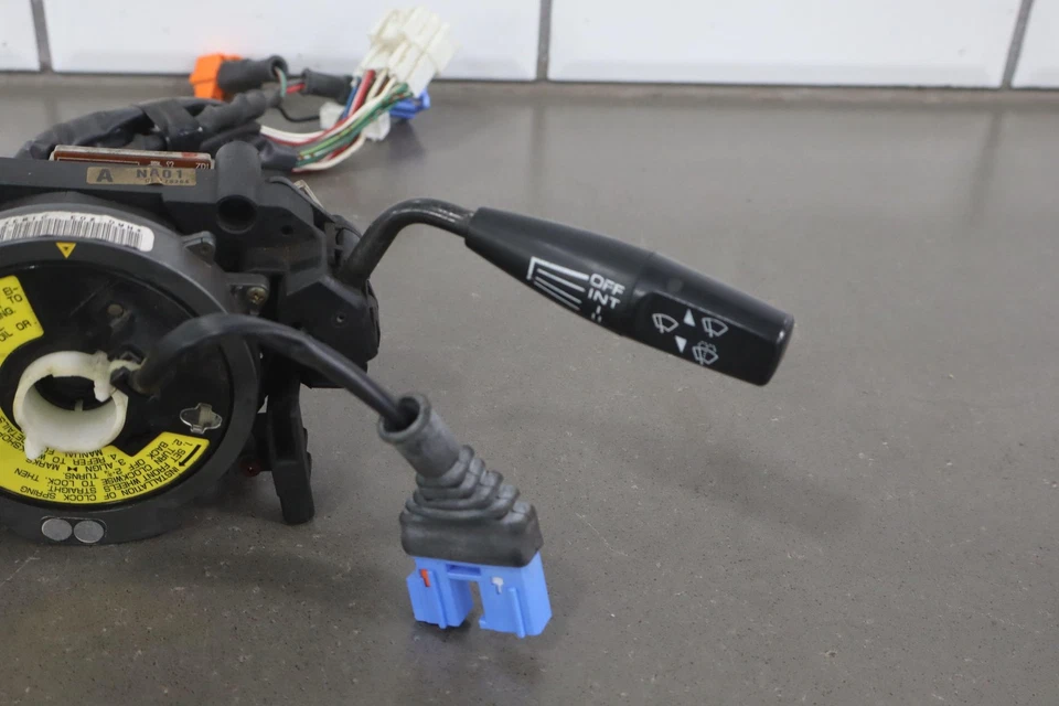 Mazda Miata NA 1990-1997 columna montada señal y tallos limpiaparabrisas (sin crucero) Foto 4 de 4