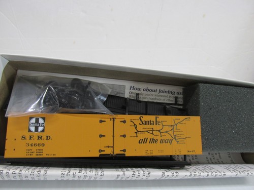 INTERMOUNTAIN / LONGS ~ SANTA FE - EL COCHE REFRIGERADO SCOUT # 34669 ~ KIT ~ ESCALA HO | Condition: New