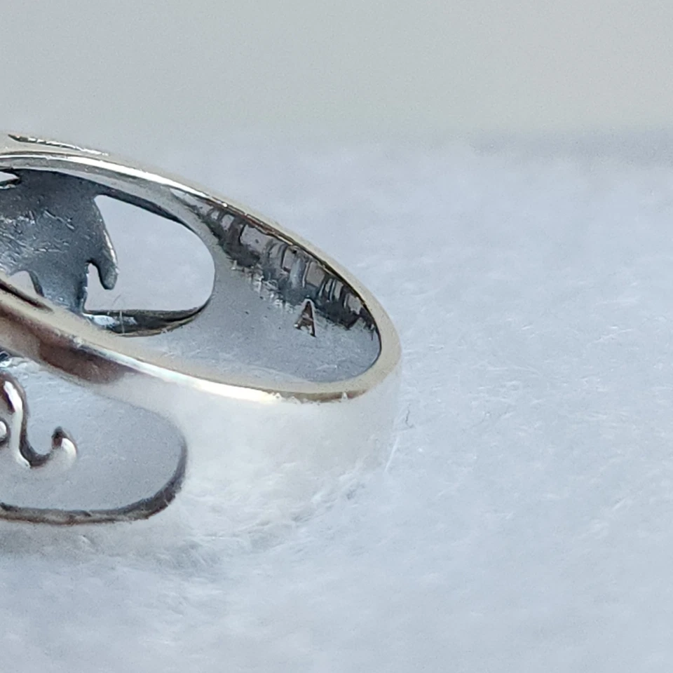 Vintage Sterling Silver Marcasite Lucky Elephants Band Ring | Unisex | Size 8 - Image 3 of 4