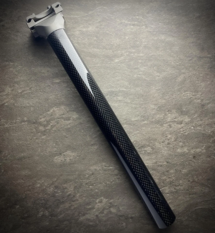 Tige de Selle Double Serrage Fibre Carbone 27,2mm x 300mm Fabriqué En Italie NOS - Photo 2/4