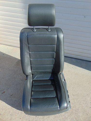 VW Touareg 7L Sitz vorne links Fahrer Leder anthrazit elektrisch SHZ Fahrersitz