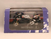 Motorradmodell, Aprilia Rsv 1000R , MaßStab: 1:24, Ab 14, Ovp, Atlas Ed