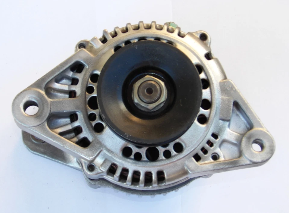 Alternador camioneta Nissan D21 1990-1993 OEM #LR160-723 #23100-80G08 #13287 Foto 2 de 4