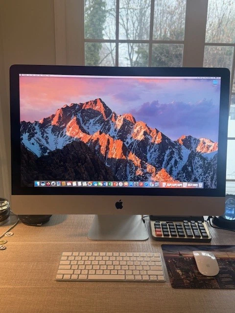 Apple iMac with Retina 5K display Intel Core i5 6th Gen. Apple