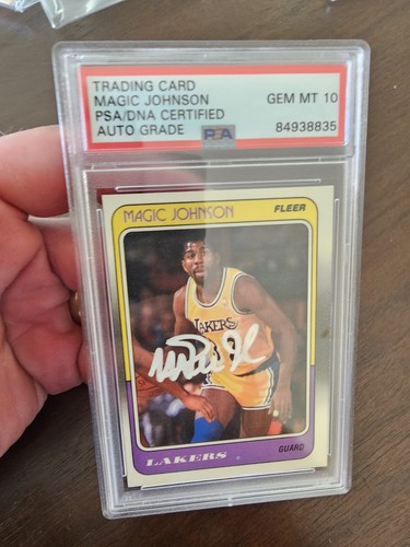 1988 Fleer #67 MAGIC JOHNSON PSA 10 Gem Mint DNA Auto
