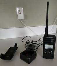 Motorola DTR700 50 Channel 900 MHz Two Way Radio