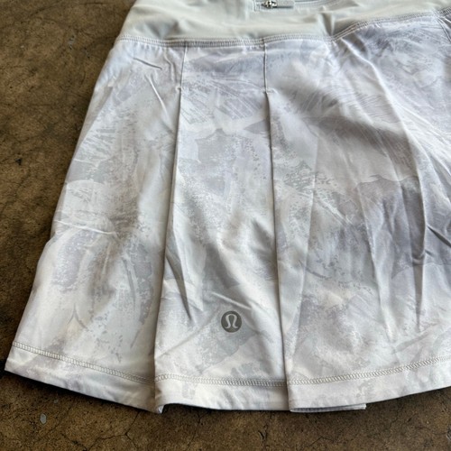 Gonna Lululemon Pace Rival taglia 4 alta nuova senza etichetta gonna bianca con pantaloncini running - Foto 11 di 11