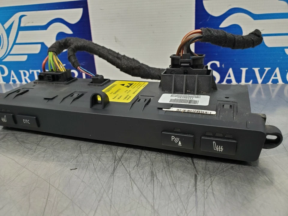 BMW 650i 2006 - PDC - DTC - Interruptor de asiento térmico Foto 3 de 4