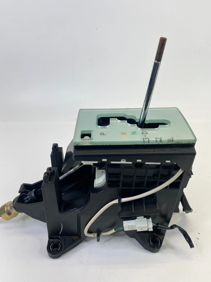 Selector de palanca de cambios de transmisión automática Toyota Solara 2004-2006 2,4 L Foto 3 de 4