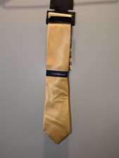 NWT Croft  Barrow Men's Neck Tie Yellow Silk pattern New With Tags 34.00