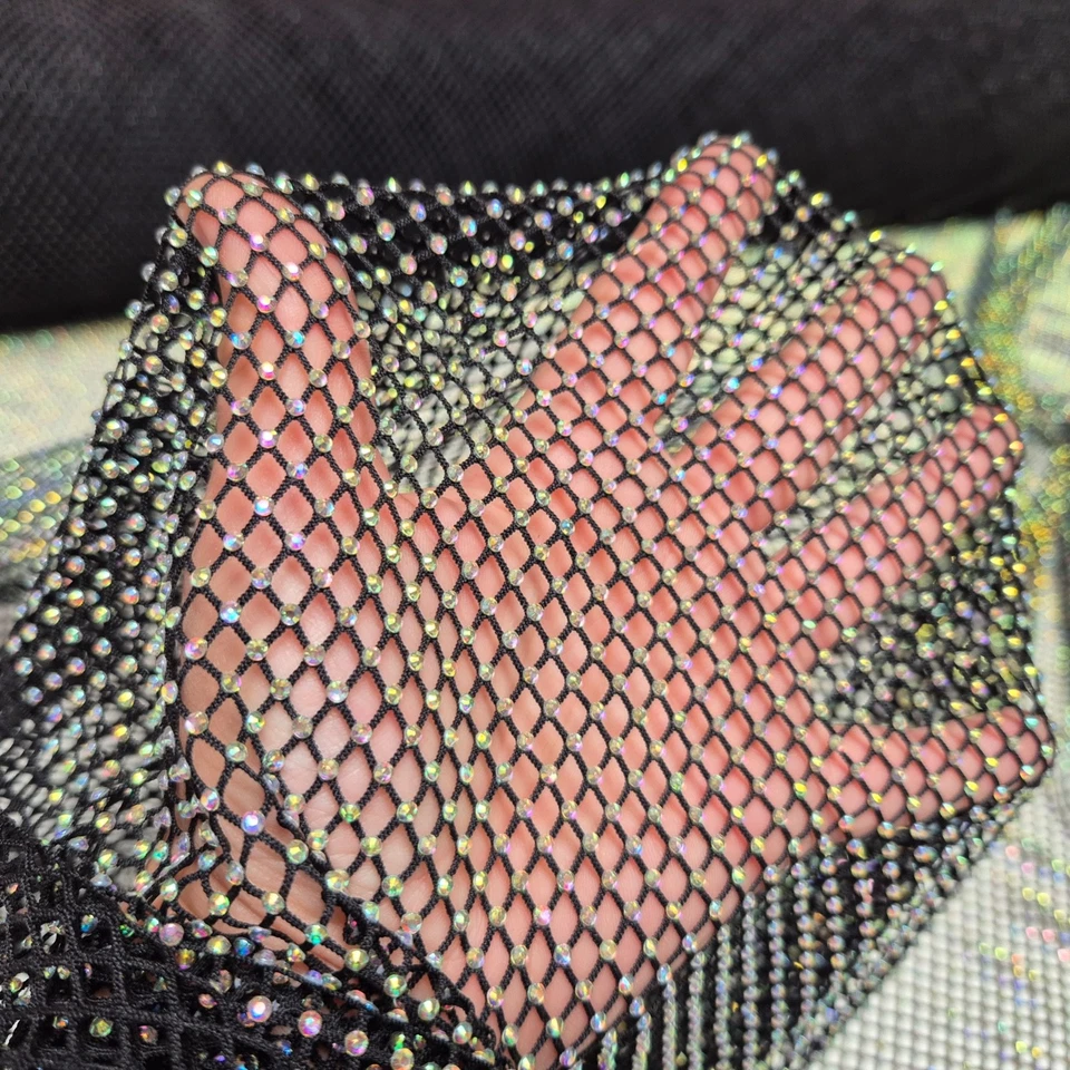 Netzstoff mit glänzenden, bunten Strasssteinen Dekoration Showmode Kostüme DIY - Bild 4 von 4