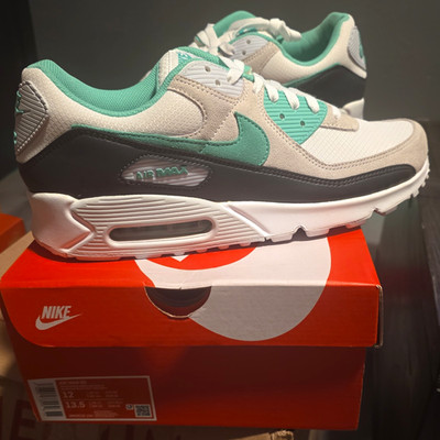 Nike Air Max 90 White/Spring Green/Anthracite Suede Low Top Lace Up DM0029-104