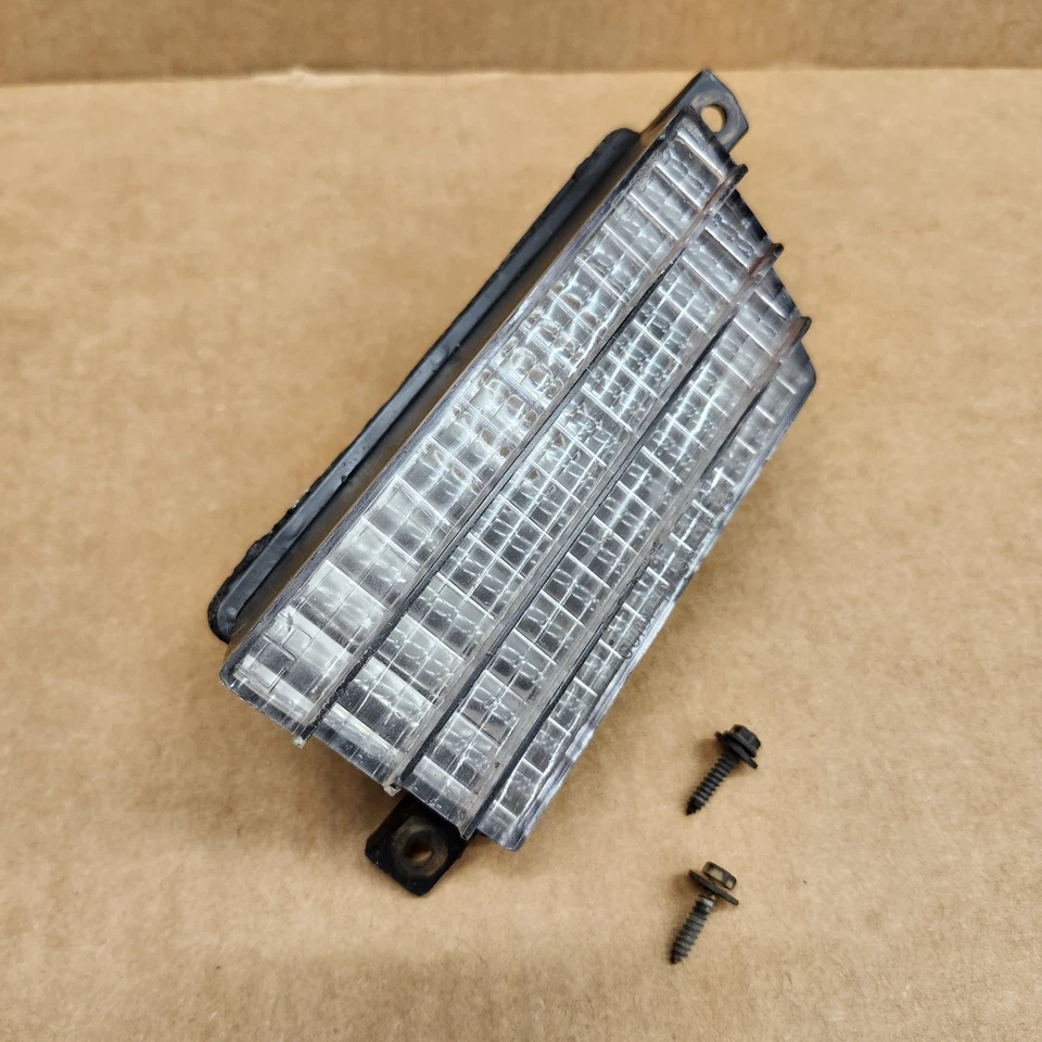 Luz de estacionamiento delantera izquierda C3 Corvette lámpara de señal de giro y pernos de montaje controladores Foto 2 de 4