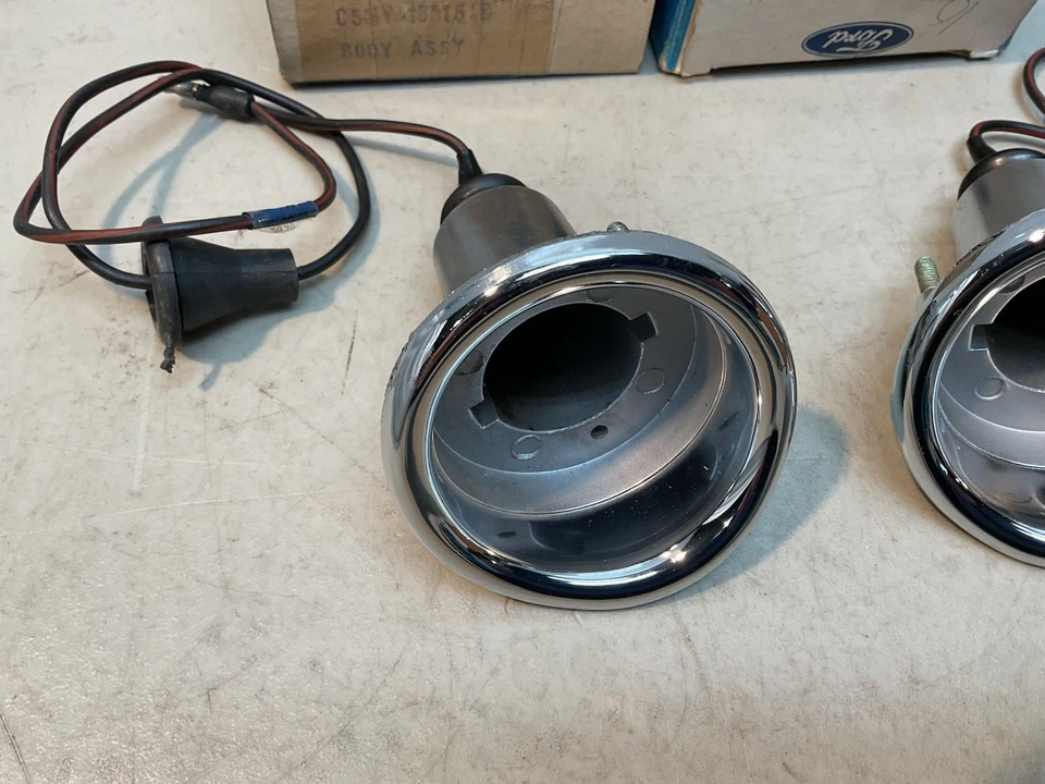 NOS 1965-1966 MERCURY MONTEREY MARAUDER CHROME BACK UP LAMP HOUSINGS..NEW FORD - Image 2 of 4