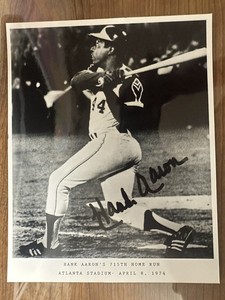 Hank Aaron Hall Of Fame Autographed Reprint 715th Home run  8 x 10 B&W Photo