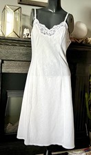 Vintage 70s Wonder Maid White Lace Trim Cotton Blend Slip Dress Lingerie M