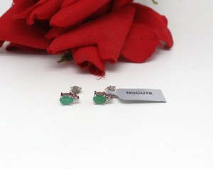 Sterling Silver & Lab Created Emerald    NWT TGGC   Earrings 1.5g   Cat RESCUE