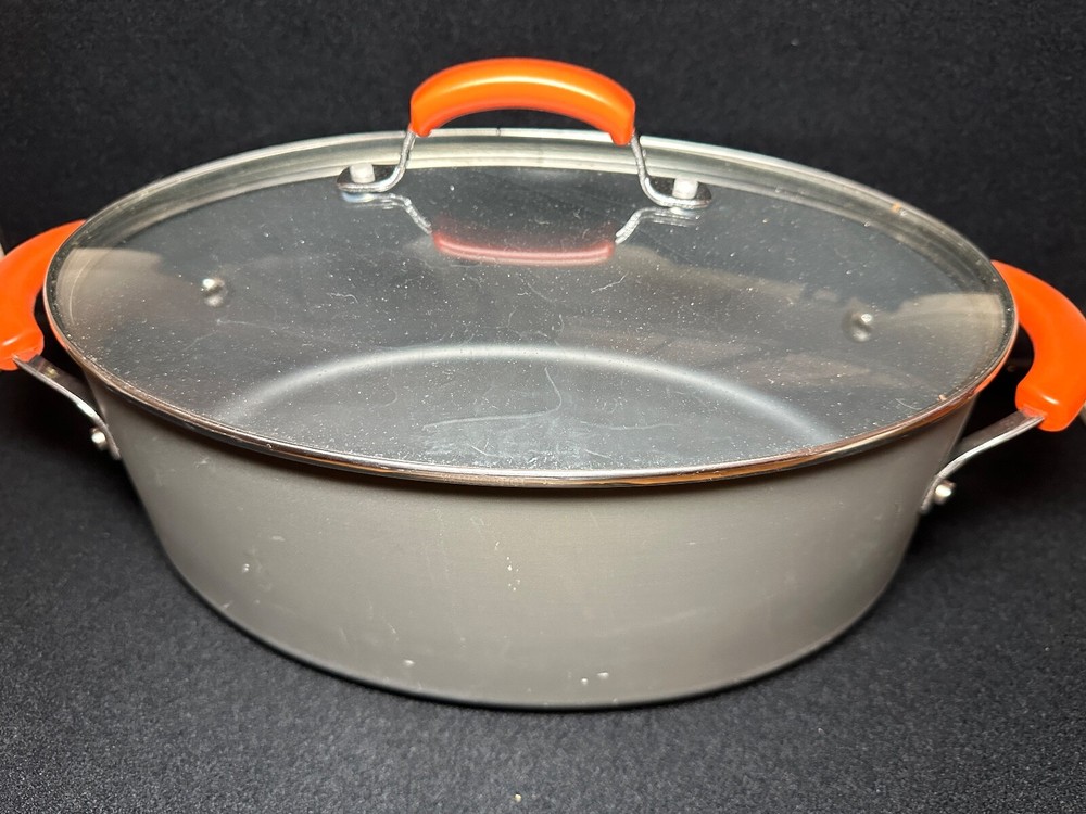 Rachael Ray Hard-Anodized Nonstick Oval Pasta Pot / Stockpot with Lid, 8-Quart
