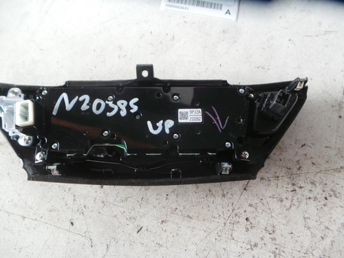 NISSAN PATHFINDER R52 12/2016-2019 STEREO/HEAD UNIT DASH RADIO UPPER - Picture 2 of 12