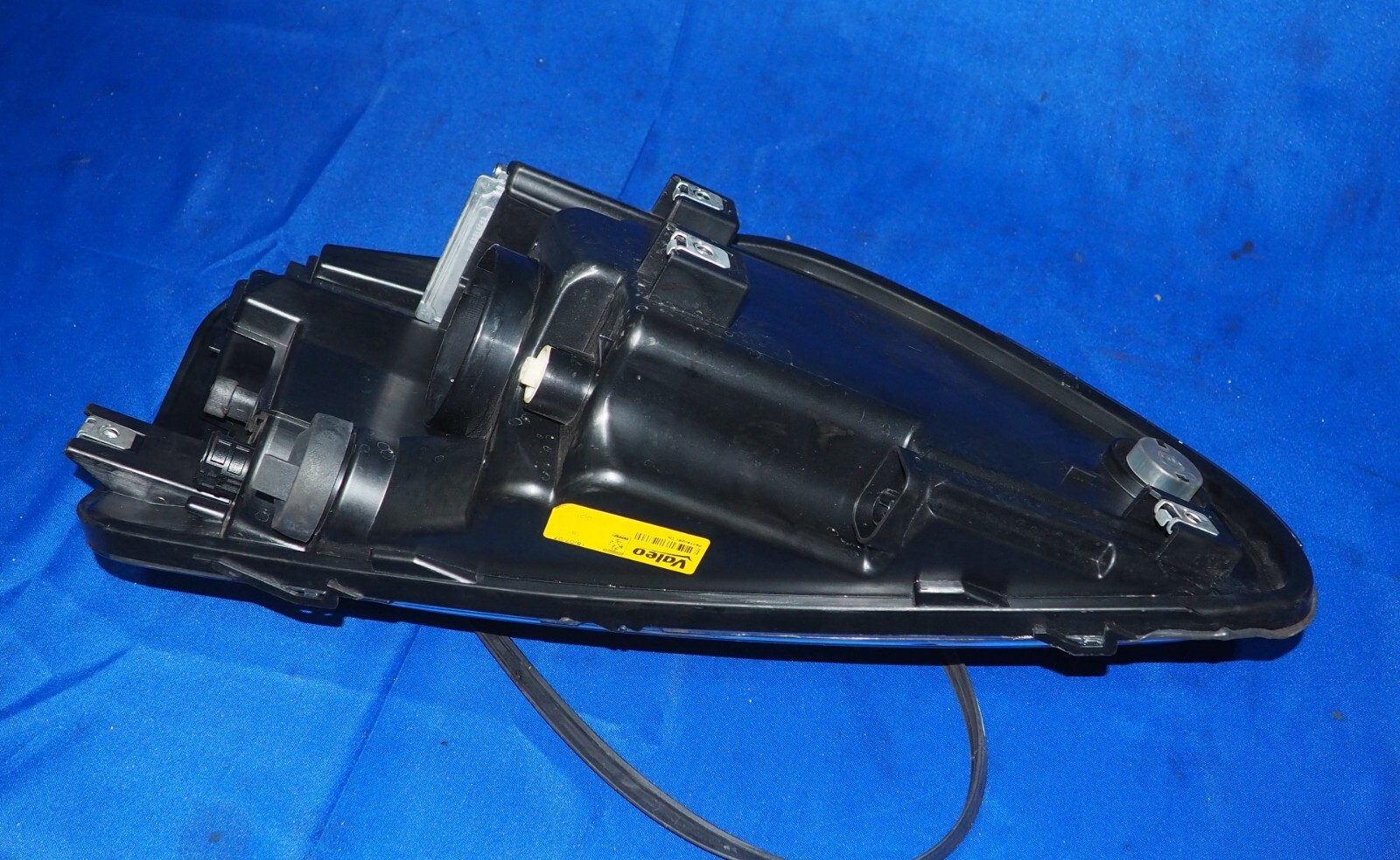 DEFECTIVE 2007-2009 Ferrari 599 GTB Passenger Side Xenon Headlight OEM 67760251