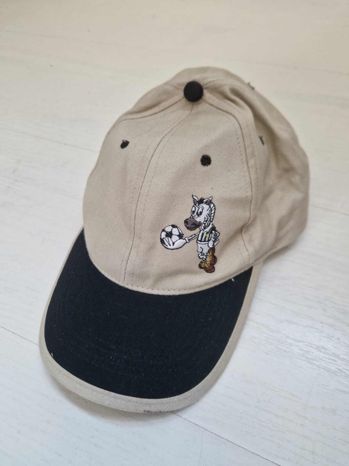 Picture 1 of 1