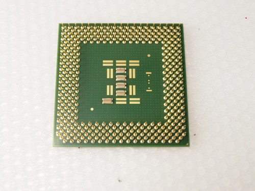 Intel Celeron SL4PB 600MHz/128KB/66MHz Socket 370 CPU Processor - Picture 3 of 3