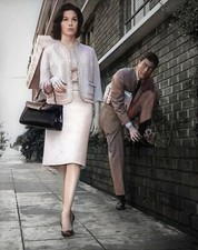 RARE COLOR SDICK VAN DYKE & MARY TYLER MOORE - ROB SEES LAURA FOR THE FIRST TIME