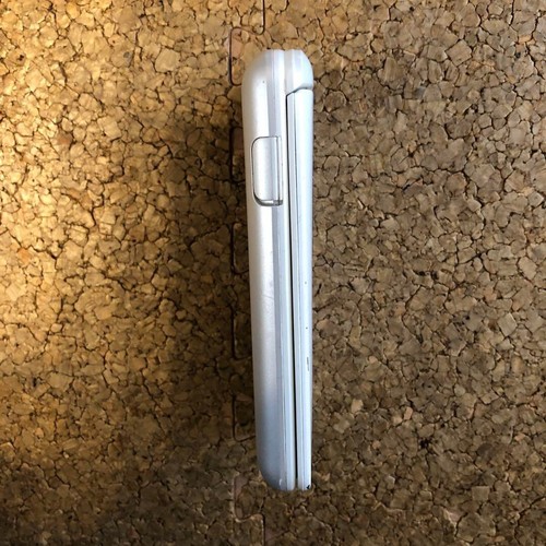 Kyocera Gratina KYF31 White 4G Android Flip Phone Unlocked SIM Free Japan Used - 第 10/14 張圖片