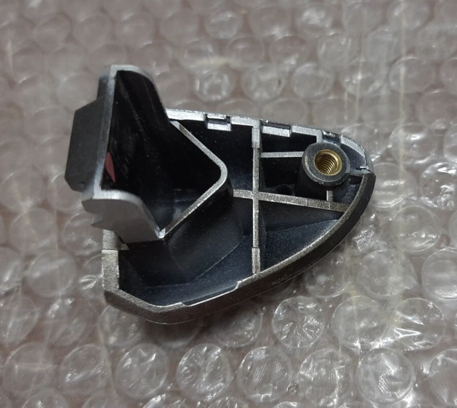 CUBIERTA MANIJA PUERTA DELANTERA DERECHA ORIGINAL MERCEDES-BENZ CLS500 C219 A2037601477 Foto 3 de 3