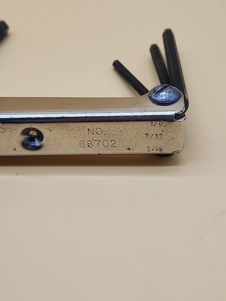 Klein Tool No-68702. Folding Hex Wrench Set - Image 4 of 4